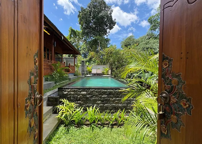 Charming 1br Wooden Private Pool & Sunset View Villa Ubud