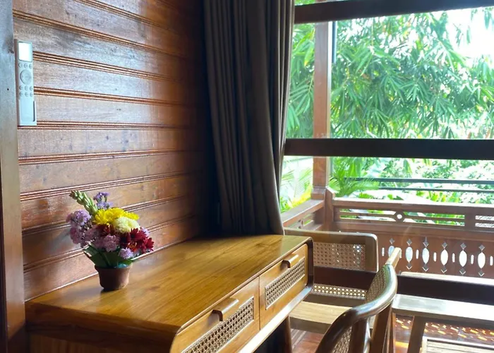 Charming 1br Wooden Private Pool & Sunset View Villa
