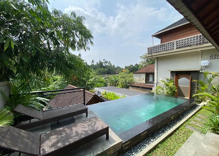 Charming 1br Wooden Private Pool & Sunset View Villa Ubud